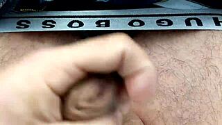 laba la minut explores gay themes in a short clip