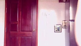 越南gay blued3超兴奋撸管