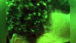 舔继妈闺蜜骚逼舔到疯！