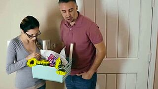 raven bay's tight ass double penetrated by keiran lee?