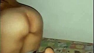 She made me suck her pussy outdoor