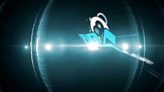 Summer brielle, blonde bimbo, toys her wet pussy