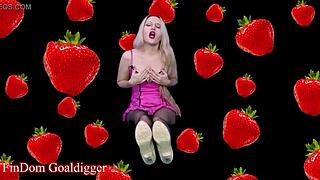 small dick guy pays for humiliation and cock worship 😈