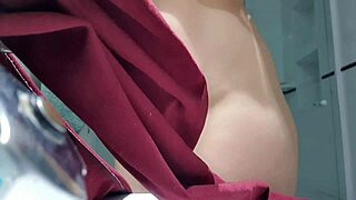 esfreguei minha buceta - no banho