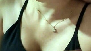 Italian redhead enjoys the session.