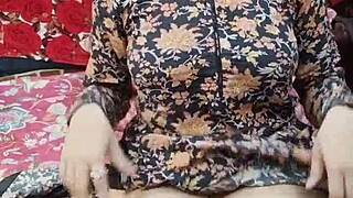 Sobia Nasir Masturbates on WhatsApp Video Call in Front of Client