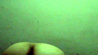 deborah sweet dedilhando a buceta in this solo video