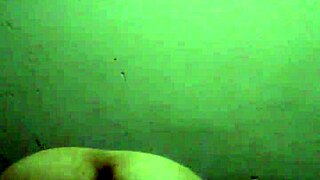 deborah sweet dedilhando a buceta in this solo video