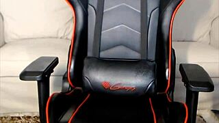 blonde teen 18+ gives blowjob to big cock in family pack.