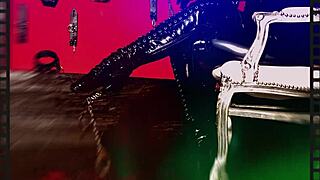 Queen dominatrix frida cage locks submissive in chastity