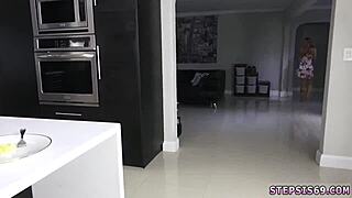 Teen MOUNTED DILDO and JAZZ in PLAYFELLOWLY FAMILY COMPETITION