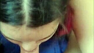 Gostosa sucking before sitting 😘 ft White Moon