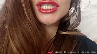 Charlottex, the hot woman, makes me hard by heating and exhibiting her body