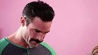 step webcam show with summer day and charles dera