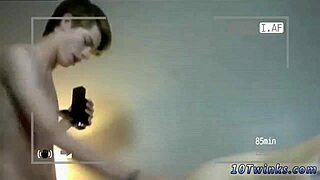 i love seeing that old gay man fuck the twink's ass bareback