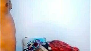 Private webcam action with hardworking Latina teen Jhodez1
