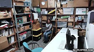 sarah banks deep throats the lp officer at work