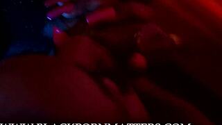 黑妞missmaryjanexxx推特秀巨臀