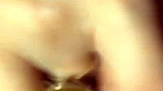 Vietnamese beauty nhẫn rose in intimate sex scene 😘