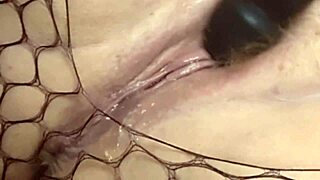 Fat hairy pussy babe squirts hard!