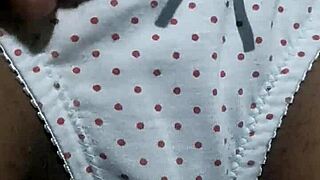 I want to fuck that wet pussy!