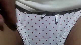 I want to fuck that wet pussy!