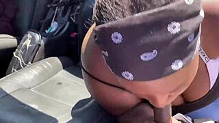 Thot gets mad sucking dick in public 😡