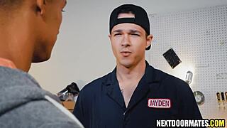 Nilou Bent Over in Doggystyle Motion with Damage Voices