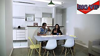 Woman traveled, i called friend for a show at home with victoria dias