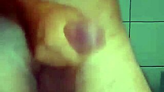 i pleasantly jerked off watching hungarian european amateur solo masturbation video 😏