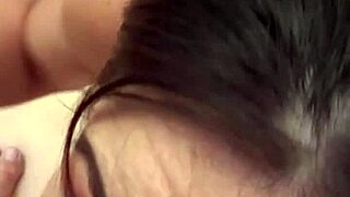 意大利美女深喉POV吞精