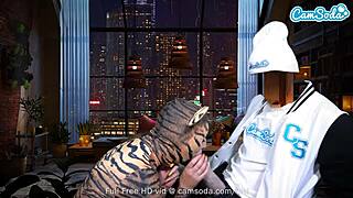 tattooed girl with big tits masturbates on webcam.