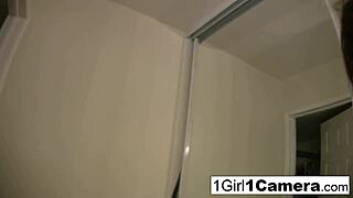 i'm alice bell, playin with my camera and pussy