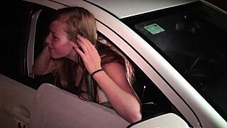 金发18+可爱女孩Alexis Crystal去公共性爱群交车震，猛操和口交 😍