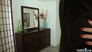 Hubby Pounds Cherie De Ville's Brain