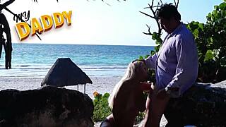 Me cogi a la novia de mi amigo en la playa