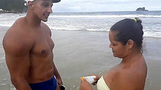 conheci uma gostosa na praia e me dei bem paty bumbum