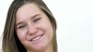 Plump Brunette Amalia Davis Masturbates Her Wet Shaved Pussy In 4K