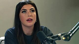 Gal Ritchie reveals solo orgasm secrets up close