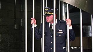 Lisa Ann，阿拉伯公主，被猛插阴道并面部射精