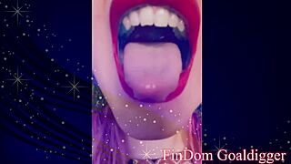 Foot fetish or face fetish with goddess in cosplay 😘