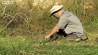 discovery channel parody with river sluts as wild cop duo in action
