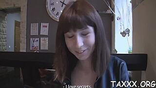 She Gets Nude For This Reality Porn Interview