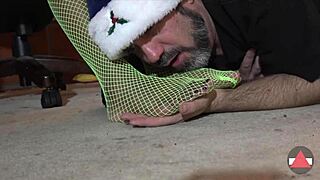 Worship My Green Fishnets Feet Now