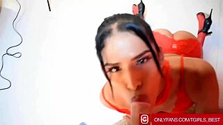 饥渴18+人妖少女操白屌？