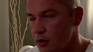 Delivery girl wants cum in mouth