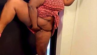 Nookiescookies enjoys outdoor relaxation leading to climax.