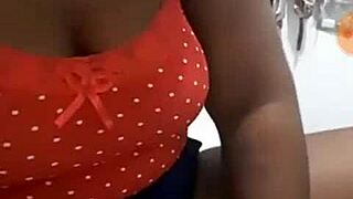 Morena dancing with her big ass.