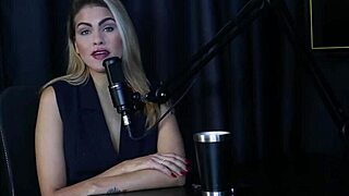 Compilado da Evelyn Buarque on Preliminares Podcast with Bia Hot on Sheer Red