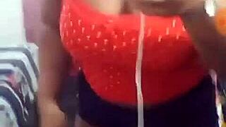 Morena dancing with her big ass.